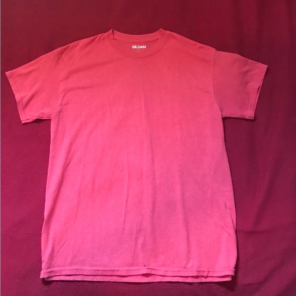 Gildan Red Shirt men’s large